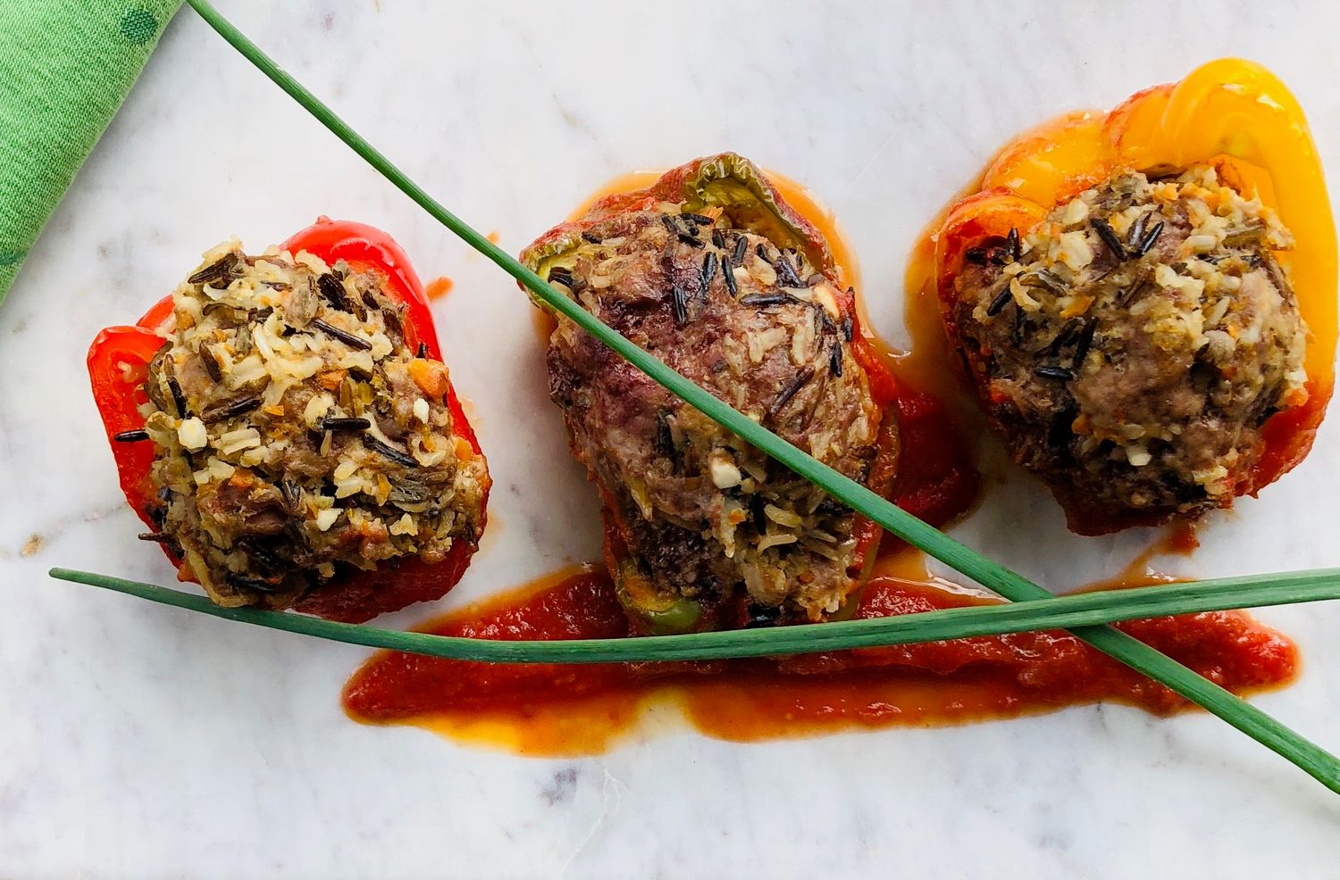 Poivrons farcis (bœuf, porc, veau et riz sauvage), Size: Individuel