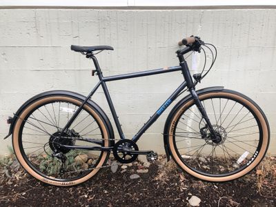 Breezer Doppler Cafe+ Bicycle