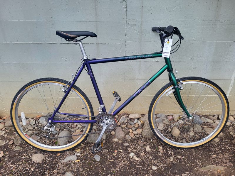 Trek 930 Singletrack Bicycle