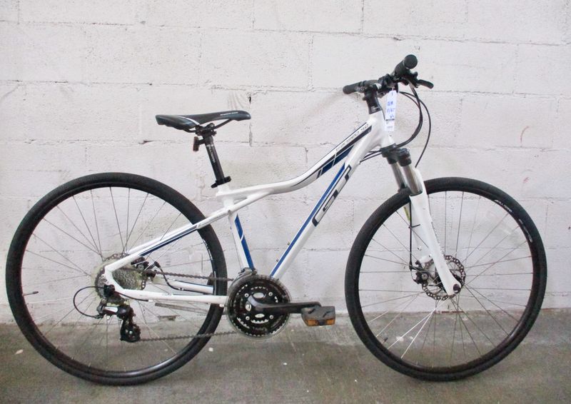 GT Transeo 4.0 Bicycle