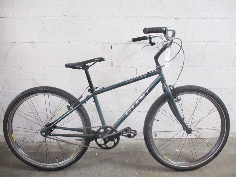 Giant Acapulco Bicycle