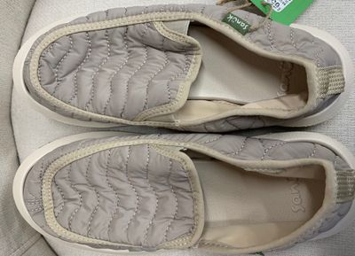 SANUK  S25  DONNA  QUILTED  
