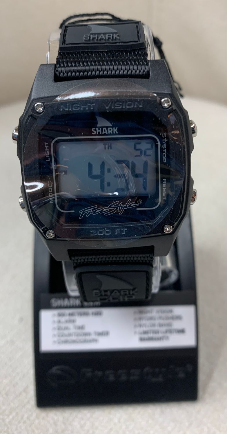 10006651 SHARK CLSSC CLP BLK