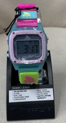 FS101220 SHARK CLSSC LSH SLUSHY