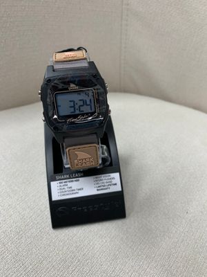 FS101063 SHARK CLSSC LSH SAHARA