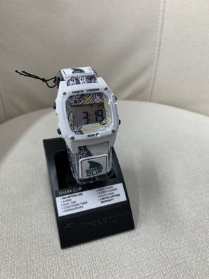 FS101051 SHARK CLSSC CLP OCTOPUS