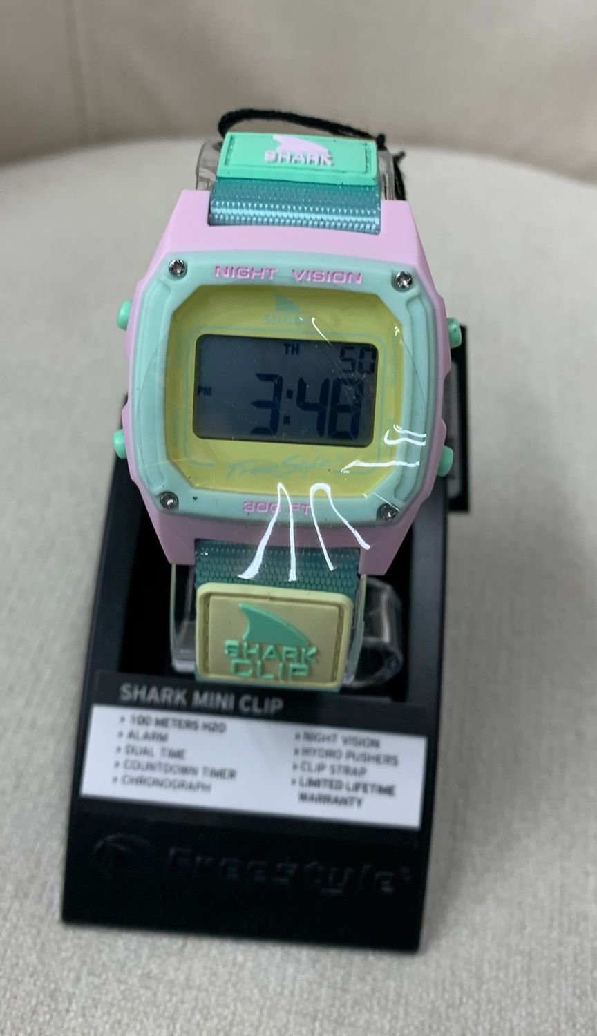 FREESTYLE SHARK CLIP