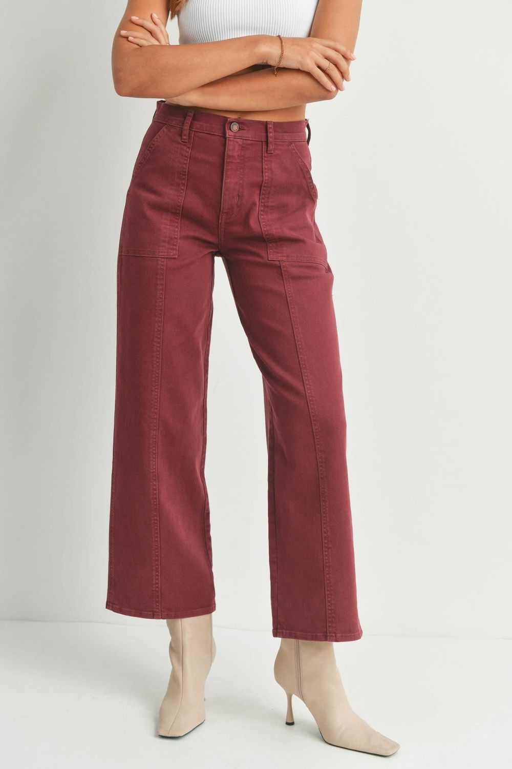 The Seamed Utility Straight