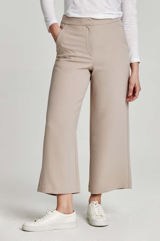Denali Cropped Pant