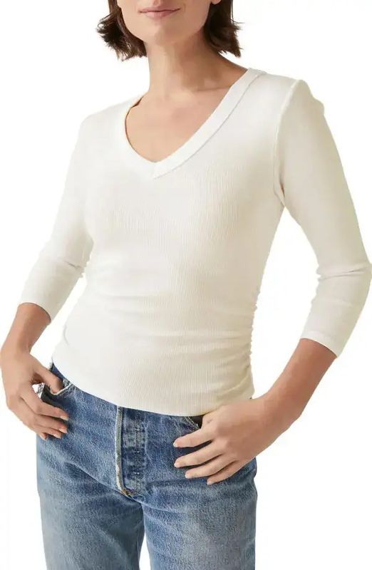 Enid 3/4 Sleeve V-Neck T
