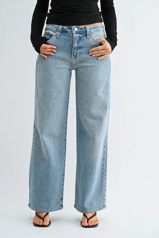 Mid Rise Wide Leg Jeans