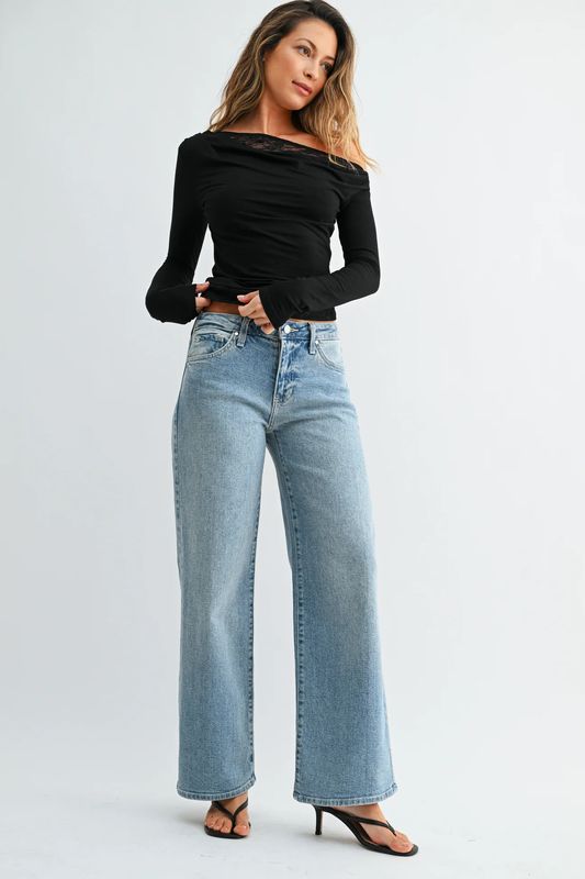 Mid Rise Wide Leg Jeans
