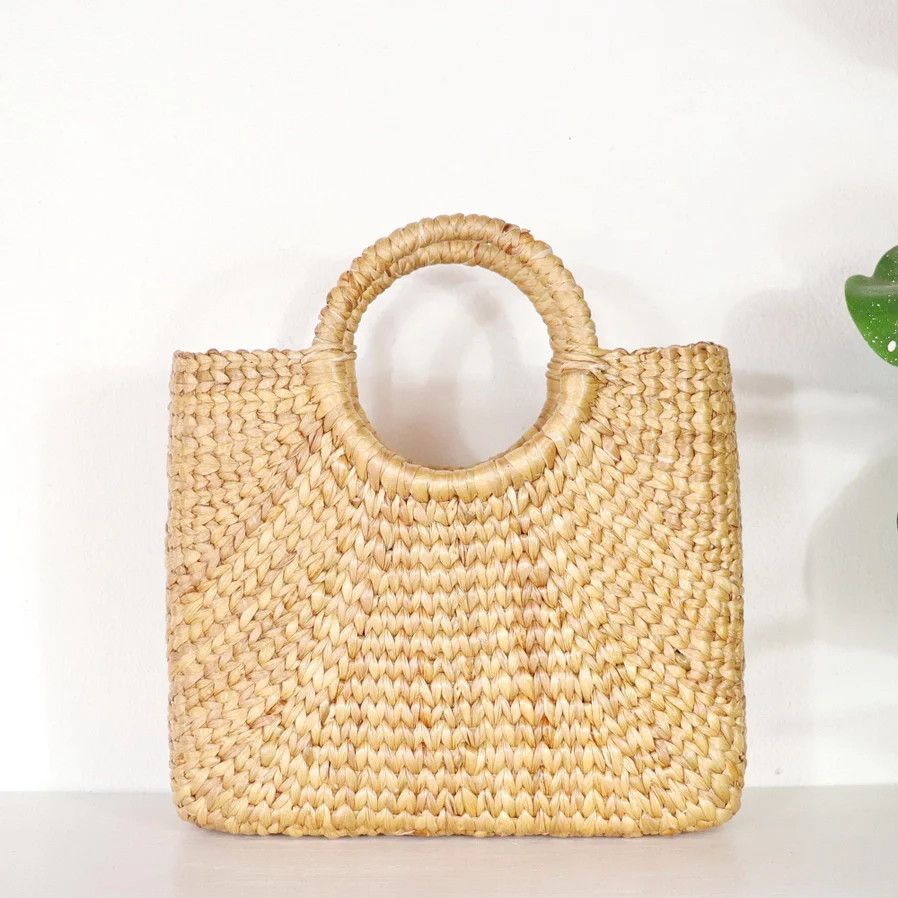 Straw Basket Tote