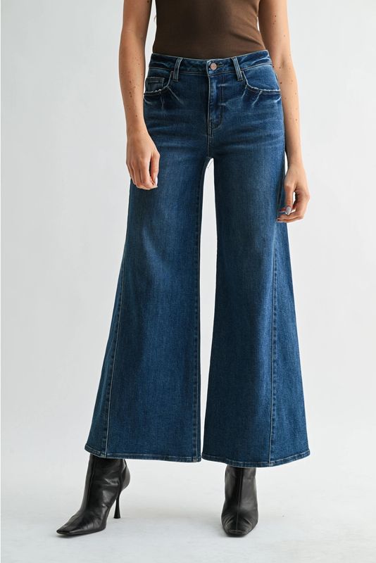 Super Wide Leg Twisted Seams Jeans