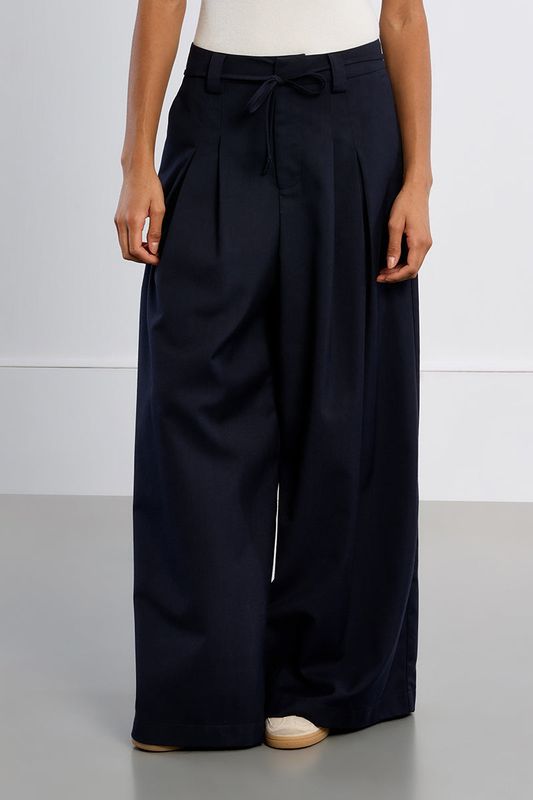 Woven Wide Leg Trouser