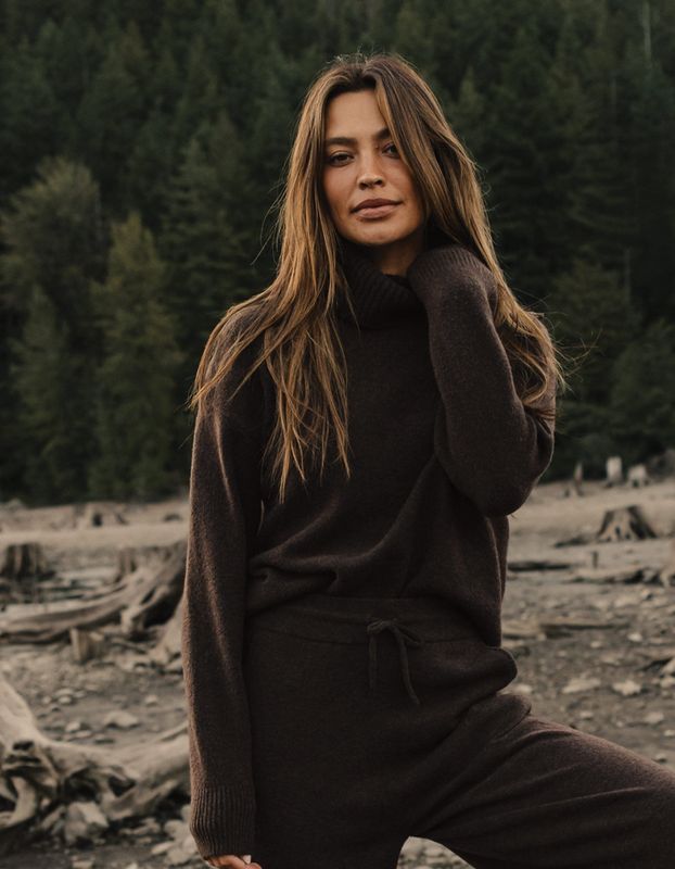 Arvada Hi-Neck Sweater