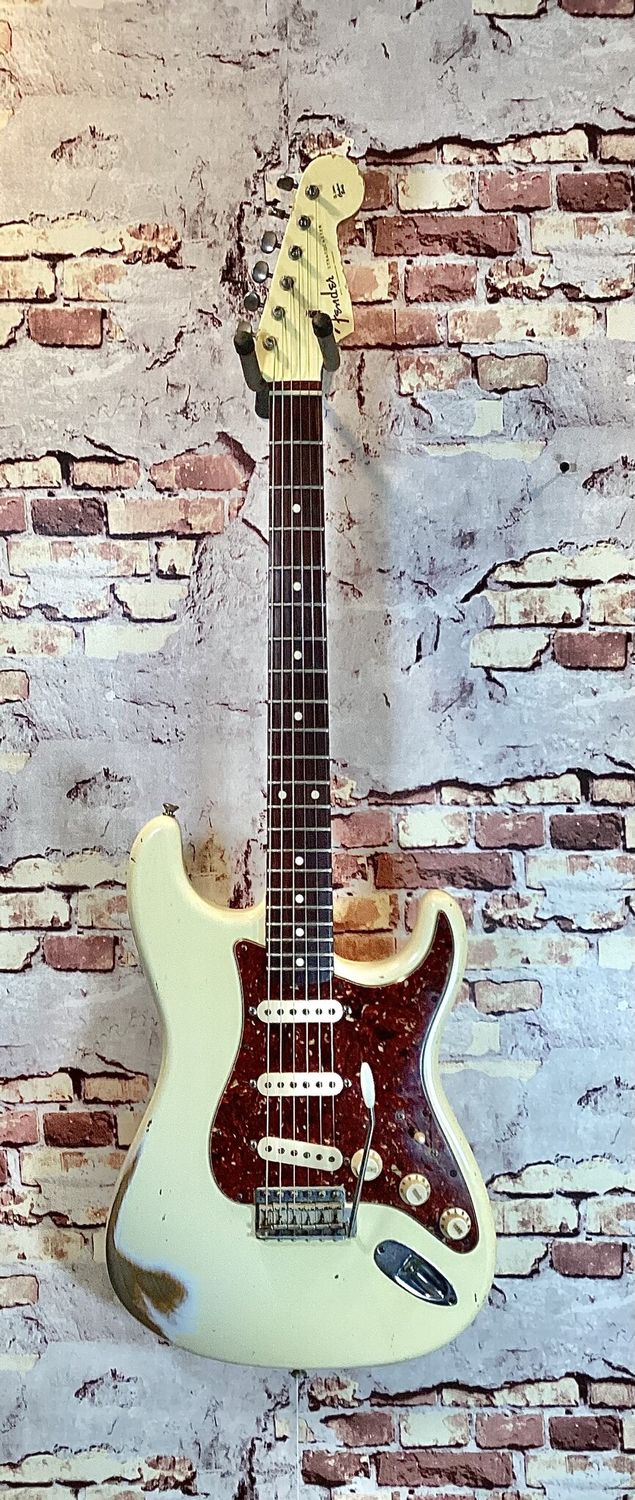 Fender Custom Shop Stratocaster 1960&#39;s relic white - 2006