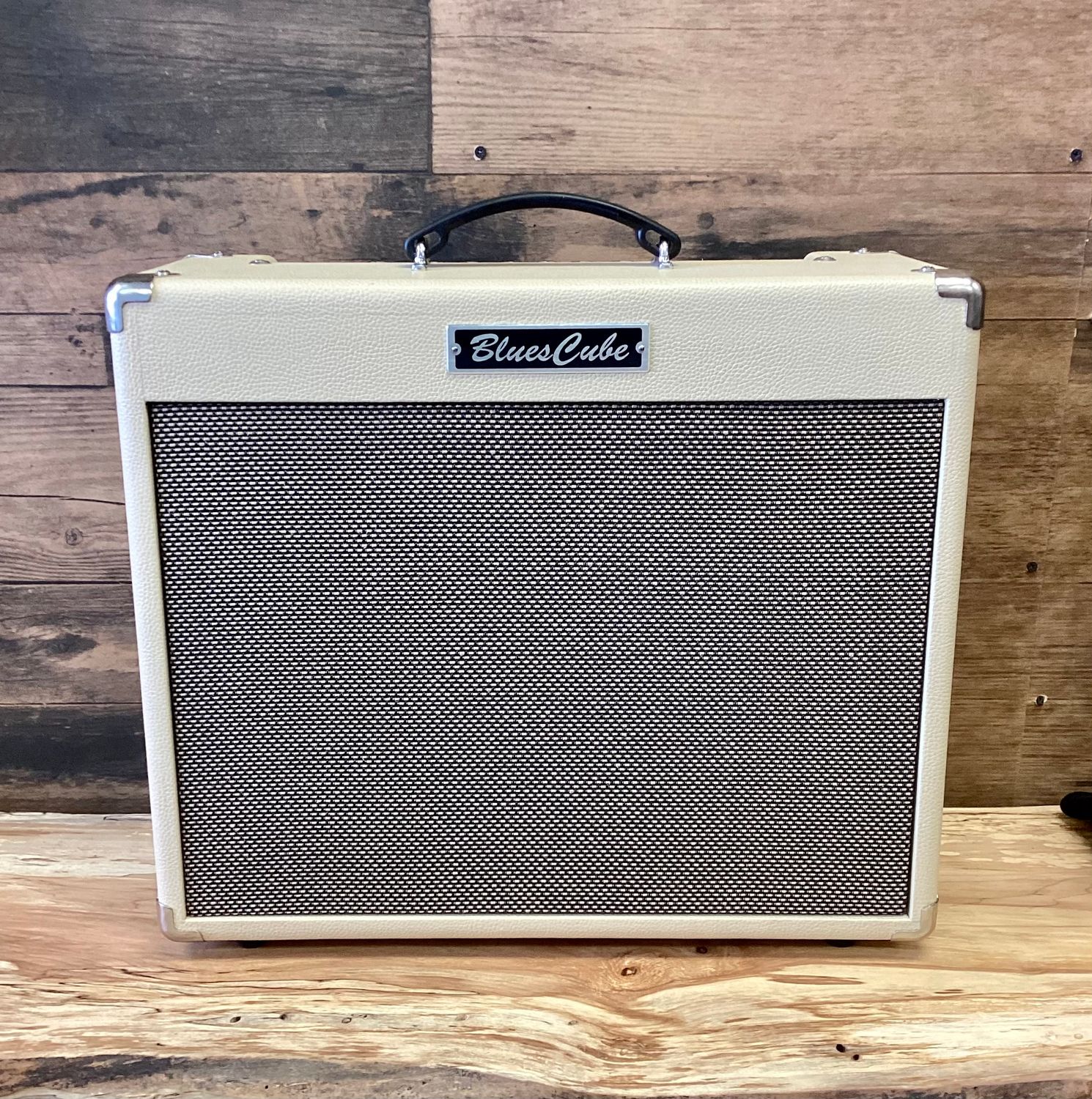 Roland Blues Cube Stage
