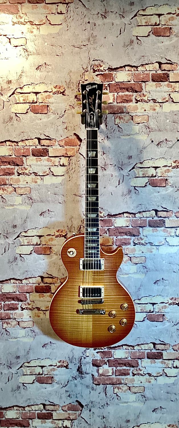 2016 Gibson Les Paul Traditional - Lightburst