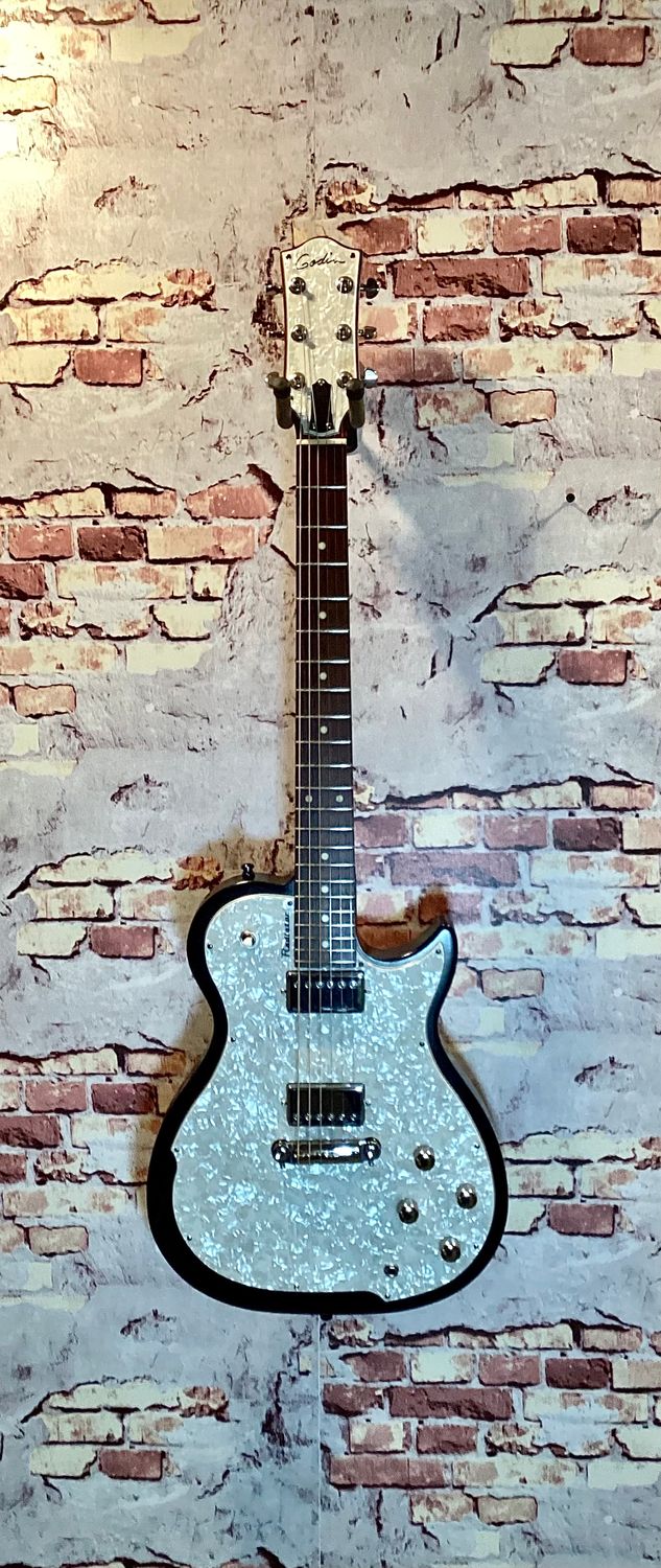 Godin Radiator - 2021