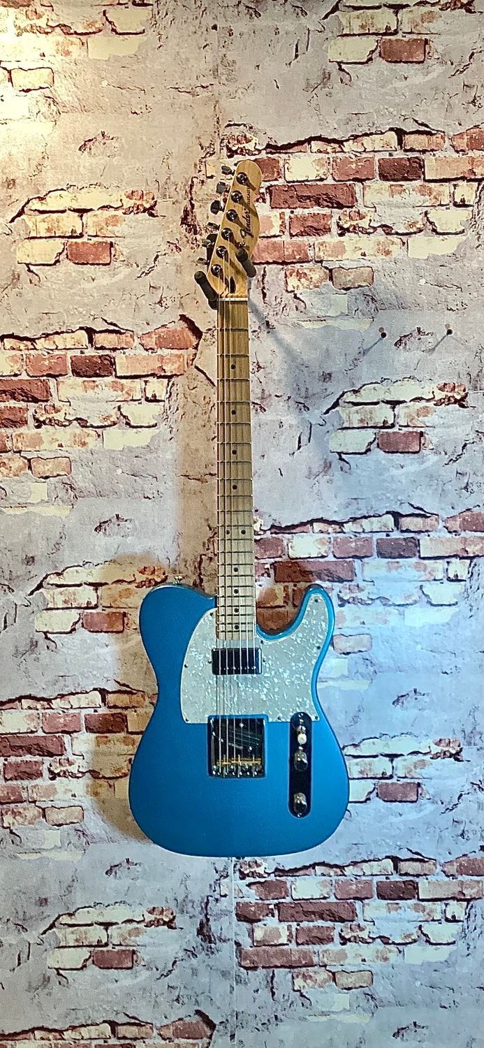 Fender Standard Telecaster - 2017