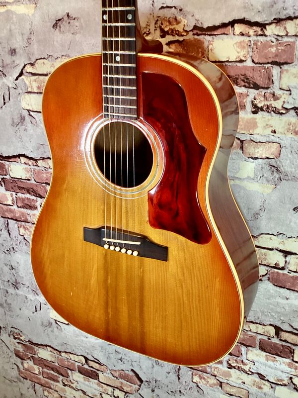 Gibson J-45 ADJ Cherryburst 1965