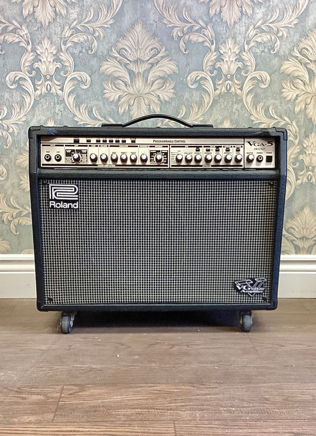 Roland VGA-5 Solid State COSM modeling Amp USA-Pre Owned