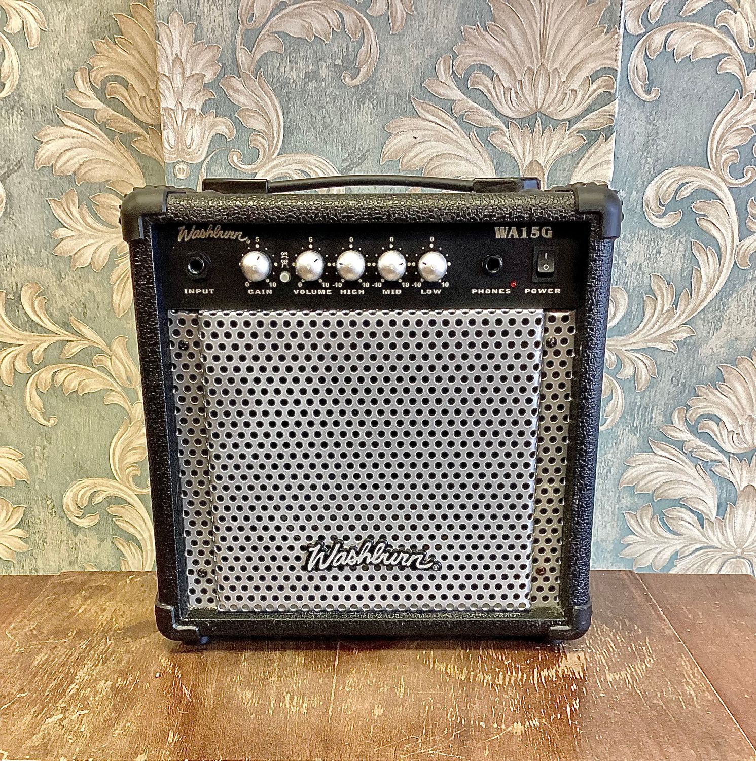 Washburn WA15G Amplifier - Pre Owned
