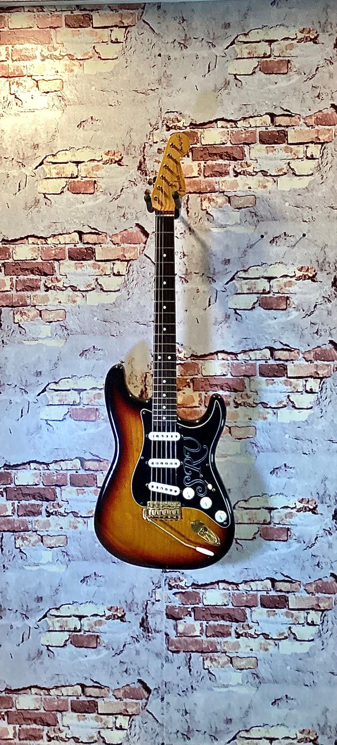Fender Stevie Ray Vaughan Stratocaster - 1995
