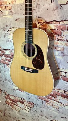 Martin D-28 - 2024