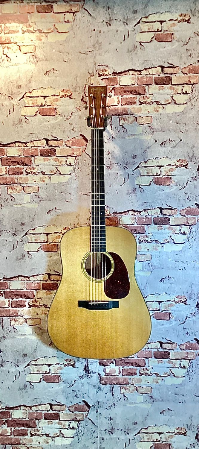 Martin D-18 Centennial 2016