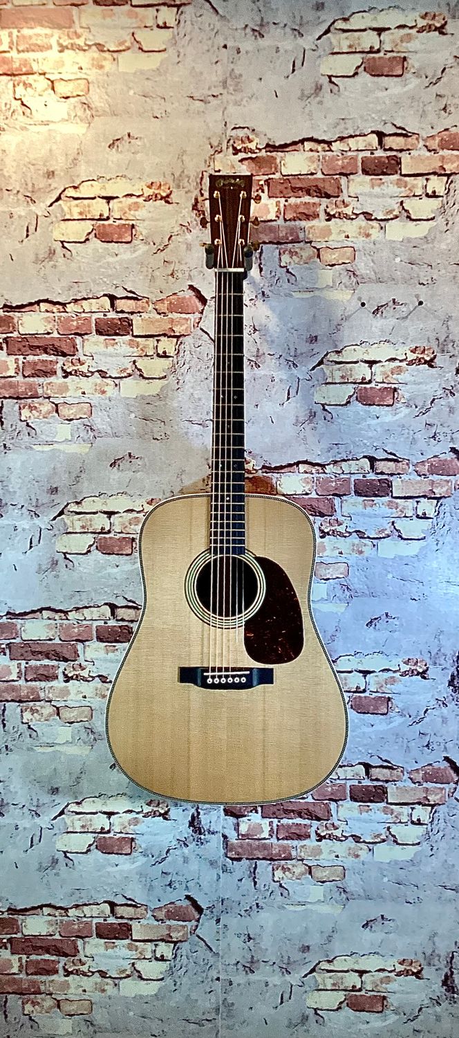 Martin D-28 Modern Deluxe - 2024
