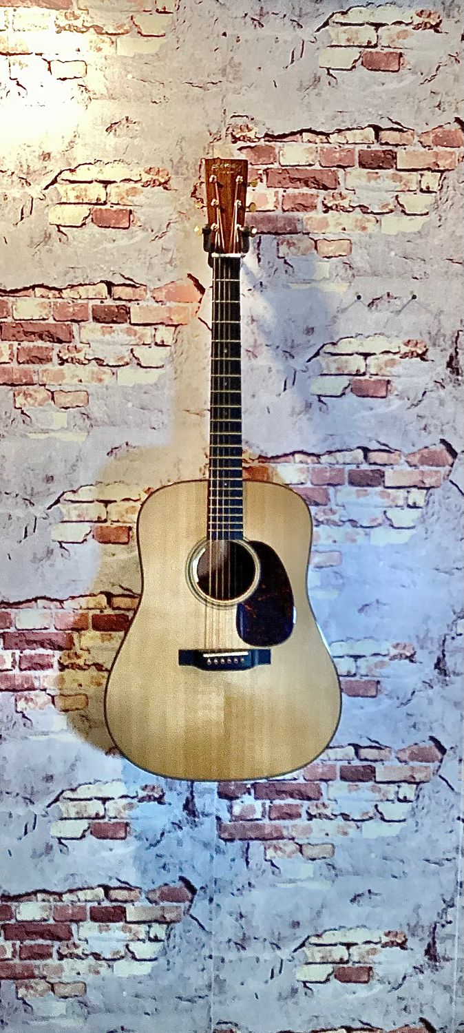 Martin D-18 Modern Deluxe - 2019