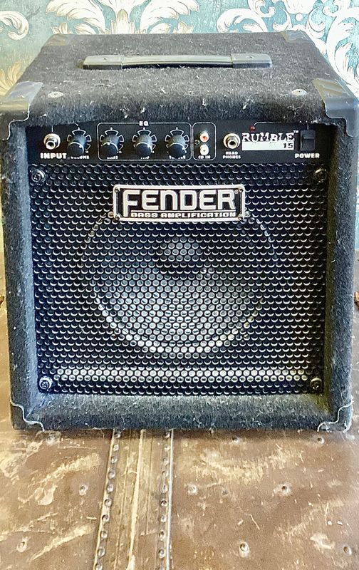 Fender Rumble 15 Bass Amplifier - Pre Owned