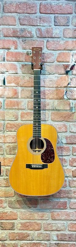 Martin HD-28 MP Madagascar Rosewood 2012
