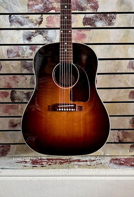 Gibson J-45 Standard - 2014