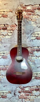 A &amp; L Roadhouse Tennessee Red - Pre-Owned