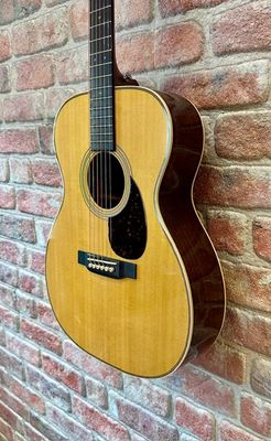 Martin OM-28 V18 2020