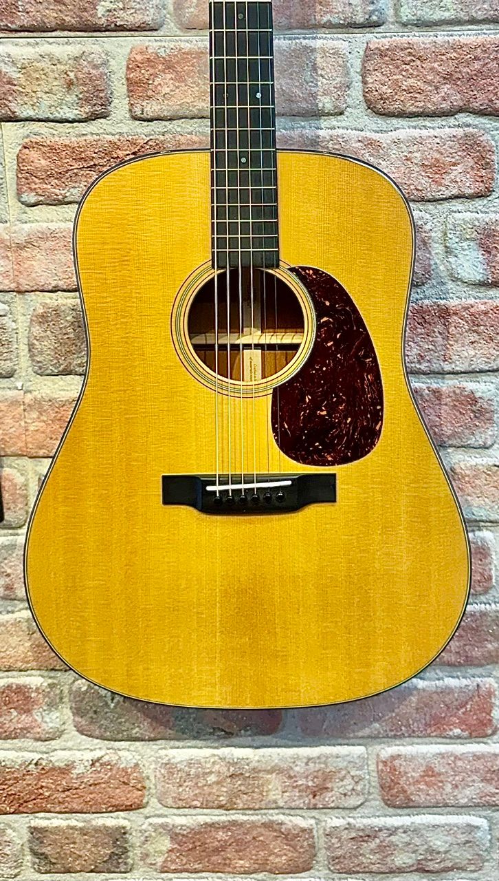 Martin D-18 2020