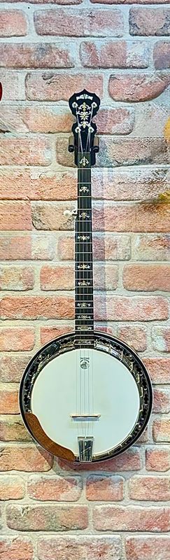 DEERING DELUXE 5-STRING BANJO-pre owned