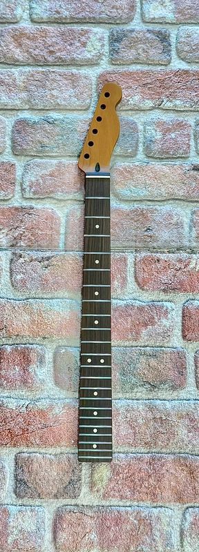 T-Style Neck
