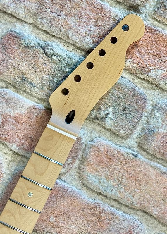 T-Style Maple Neck