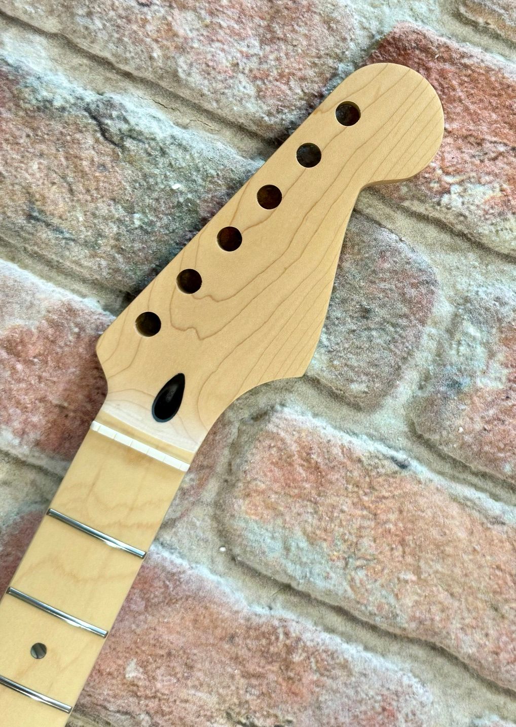 S-Style Maple neck satin