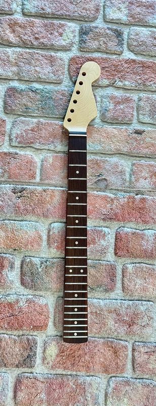 S-Style Neck Satin Rosewood