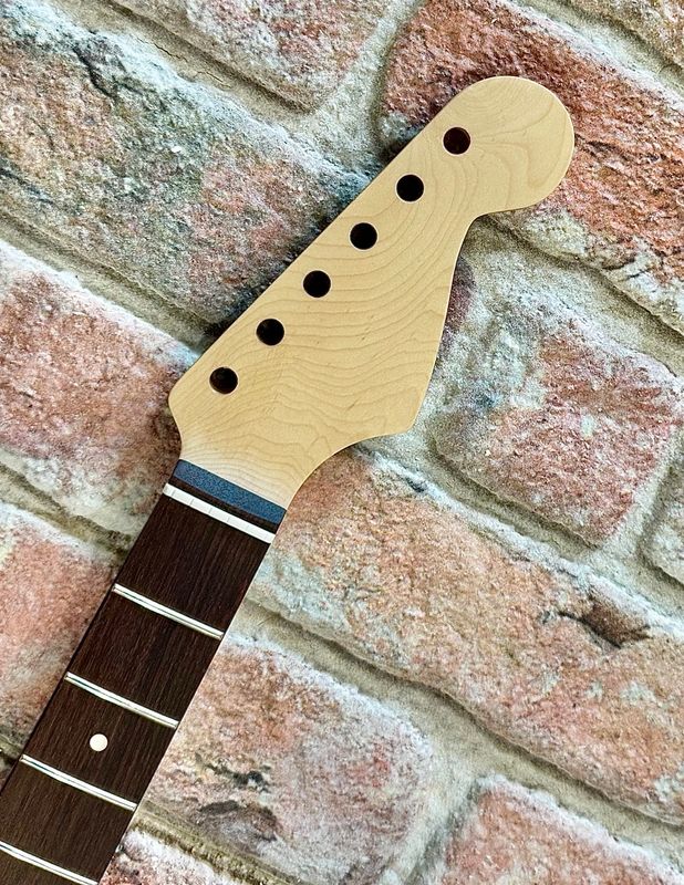 S-Style Neck Satin Rosewood