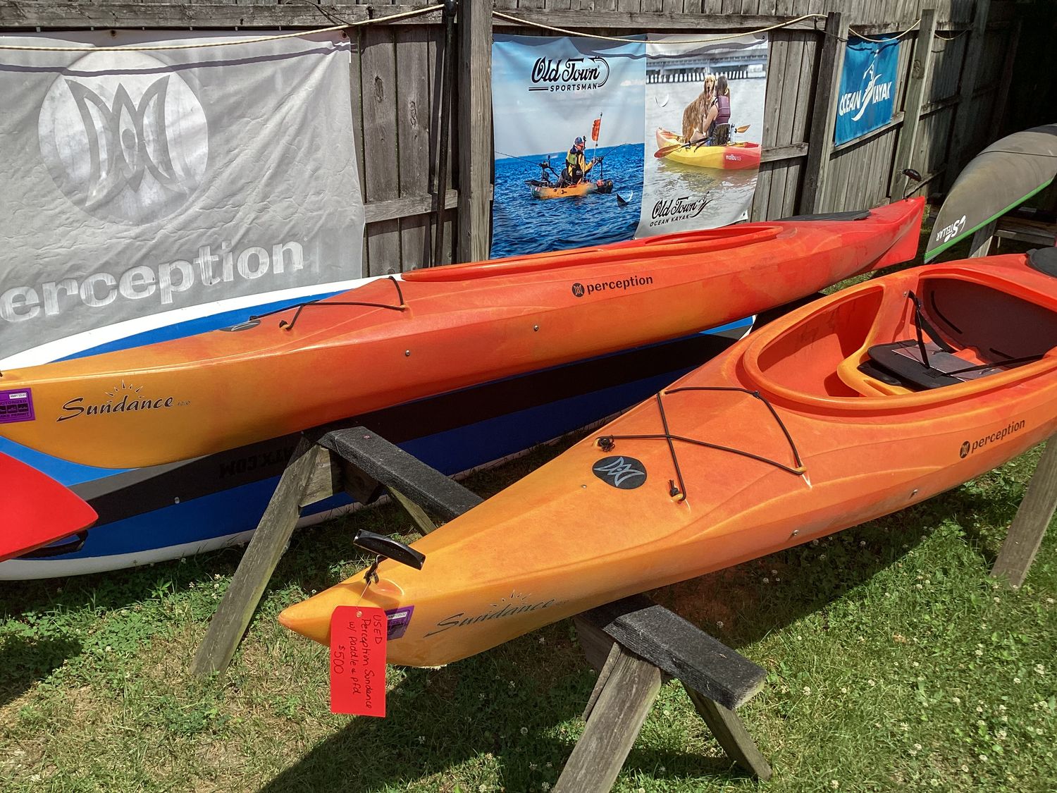 USED Perception Sundance  w/ Paddle and PFD