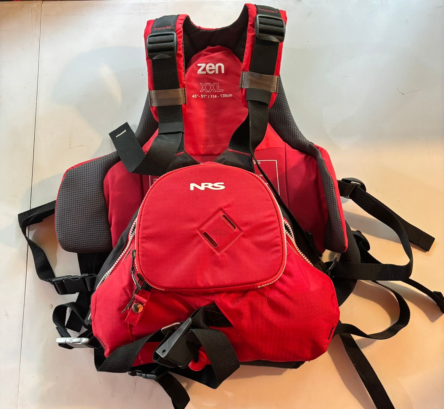 Zen PFD Red XXL USED