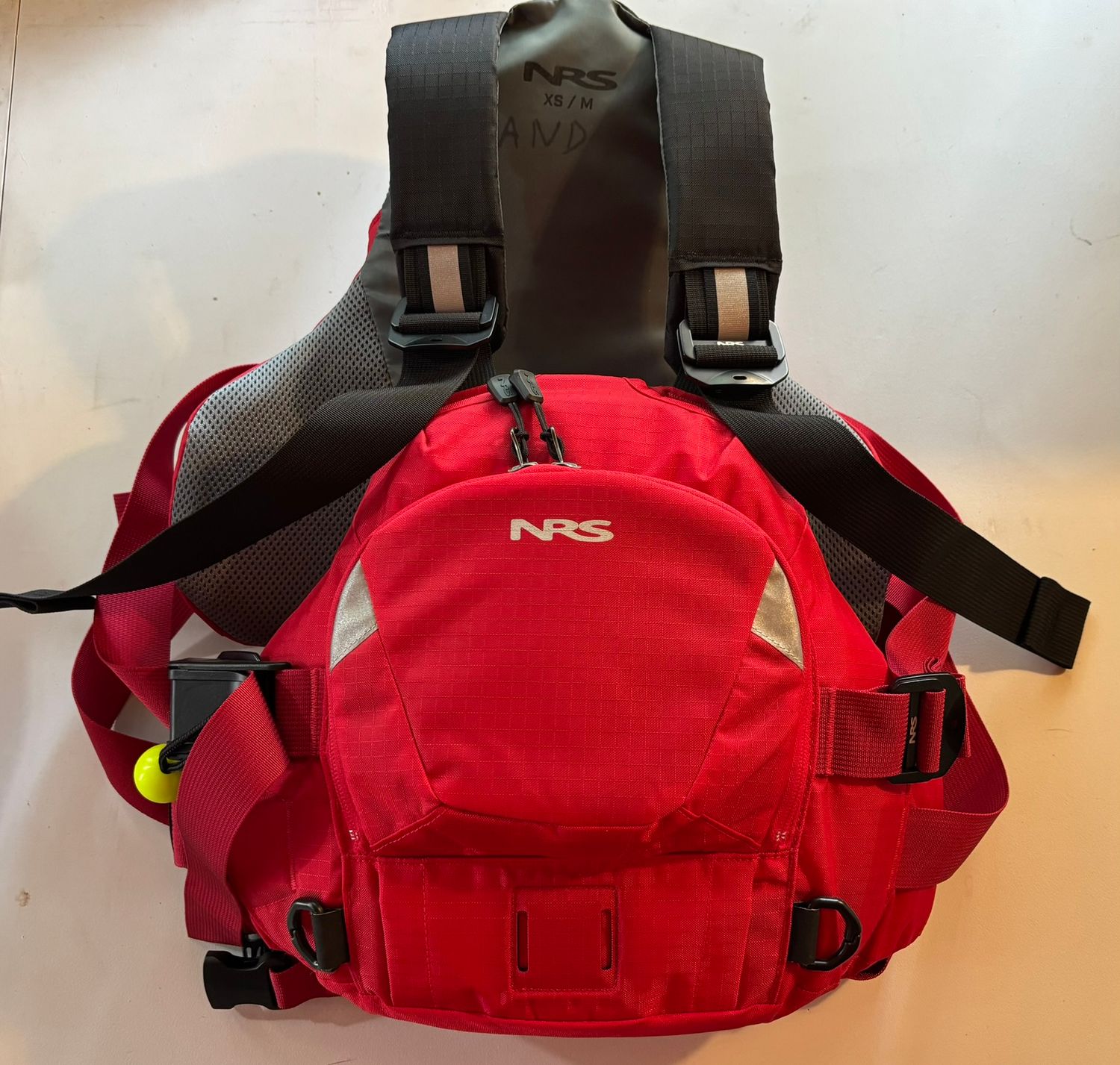 Ninja Pro PFD Red XS/M USED