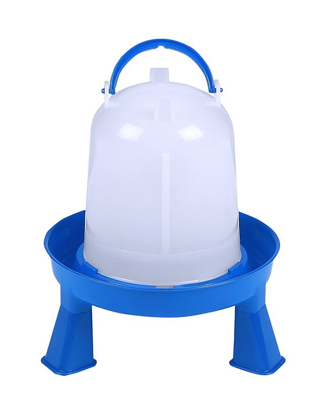 Plastic Poultry Waterer w/ Legs 3 QT