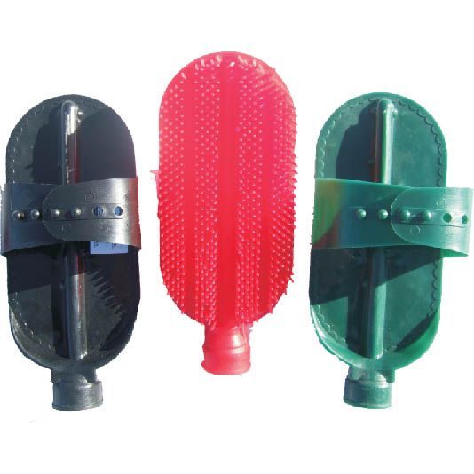 Plastic Curry Comb w/ Hose Attachment Blue